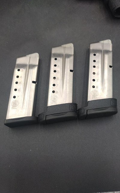 SMITH & WESSON M&P9 SHIELD 9MM LUGER (9x19 PARA) - Image 2 of 11