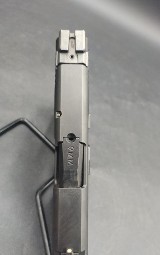 SMITH & WESSON M&P9 SHIELD 9MM LUGER (9x19 PARA) - Image 5 of 11