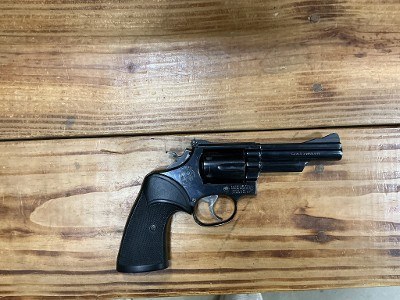 SMITH & WESSON 19-3 .357 MAG - Image 4 of 7