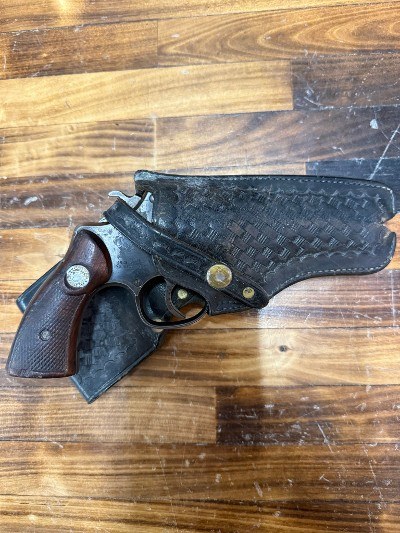 TAURUS Model 80 4" .38 SPL - Image 2 of 9