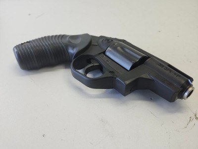 TAURUS 85 .38 SPL - Image 8 of 10