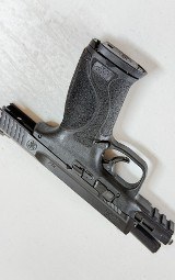 SMITH & WESSON M&P 9 9MM LUGER (9x19 PARA) - Image 6 of 8
