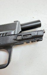SMITH & WESSON M&P 9 9MM LUGER (9x19 PARA) - Image 2 of 8