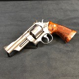 SMITH & WESSON 624 .44 S&W SPECIAL - Image 2 of 9