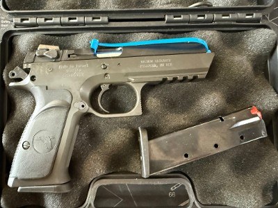 MAGNUM RESEARCH BABY EAGLE III 9MM LUGER (9X19 PARA) - Image 1 of 2