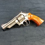 SMITH & WESSON 25-5 45 Colt (Long Colt) - Image 3 of 10