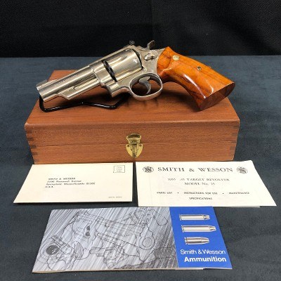 SMITH & WESSON 25-5 45 Colt (Long Colt) - Image 1 of 10