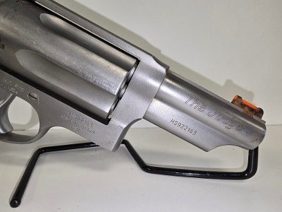 TAURUS JUDGE .45 LC/.410 GA - Image 5 of 8