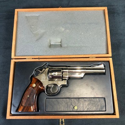 SMITH & WESSON 57-1 .41 REM MAG - Image 2 of 10