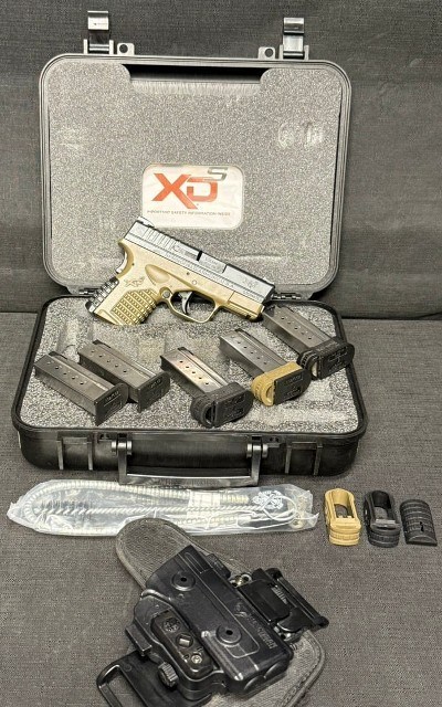 SPRINGFIELD ARMORY XDS-40 40 Smith & Wesson - Image 1 of 8