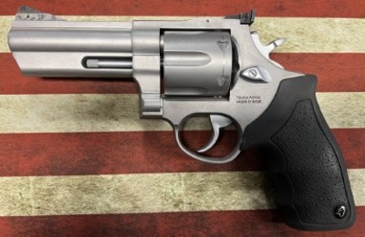 TAURUS 44 .44 MAGNUM - Image 2 of 3