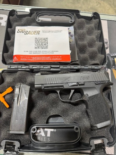 SIG SAUER P365 XL 9MM LUGER (9X19 PARA) - Image 1 of 11