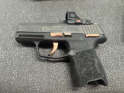 SIG SAUER P365 ROSE W/OPTIC .380 ACP - Image 1 of 6