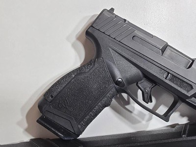 TAURUS GX4 CARRY 9MM LUGER (9x19 PARA) - Image 8 of 9