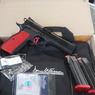 DAN WESSON DWX OR 9MM LUGER (9X19 PARA) - Image 1 of 4