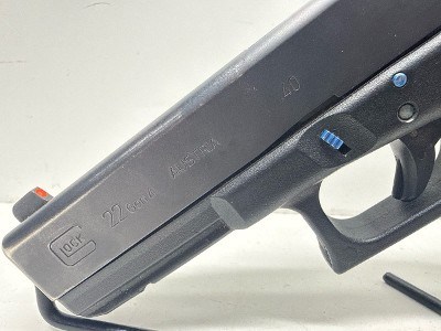 GLOCK 22 GEN 4 .40 - Image 7 of 11