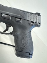 SMITH & WESSON M&P9 SHIELD 9MM LUGER (9x19 PARA) - Image 2 of 8