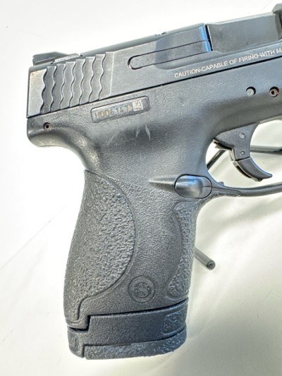SMITH & WESSON M&P9 SHIELD 9MM LUGER (9x19 PARA) - Image 5 of 8