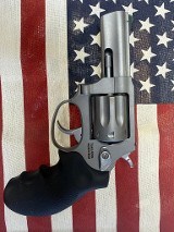 TAURUS 942 .22 LR - Image 1 of 2