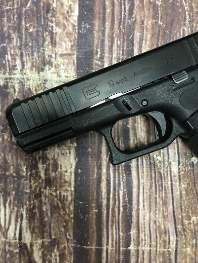 GLOCK 19 gen 5 9MM LUGER (9x19 PARA) - Image 4 of 7