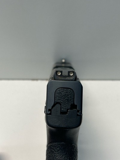 SMITH & WESSON M&P9 SHIELD 9MM LUGER (9x19 PARA) - Image 4 of 12