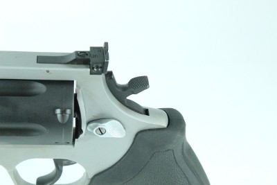 TAURUS RAGING HUNTER 44H .44 MAGNUM - Image 19 of 20