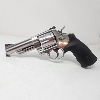 SMITH & WESSON 629 4" .44 MAGNUM - Image 2 of 25