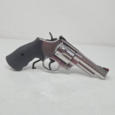 SMITH & WESSON 629 4" .44 MAGNUM - Image 12 of 25