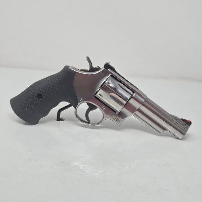 SMITH & WESSON 629 4" .44 MAGNUM - Image 12 of 25