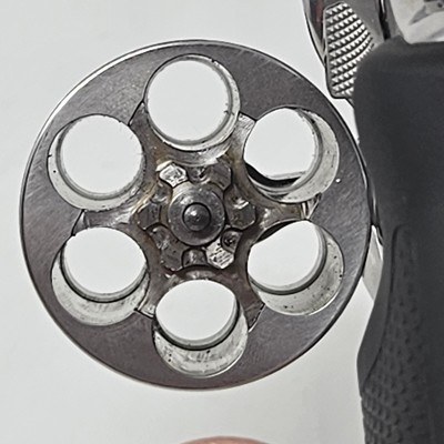SMITH & WESSON 629 4" .44 MAGNUM - Image 25 of 25
