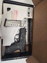 SMITH & WESSON M&P9 SHIELD 9MM LUGER (9x19 PARA) - Image 2 of 12