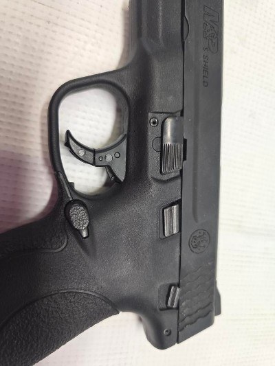 SMITH & WESSON M&P9 SHIELD 9MM LUGER (9x19 PARA) - Image 8 of 12