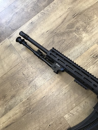 SMITH & WESSON M&P 15-22 w/ Red/Green Dot + Bipod .22 LR - Image 4 of 7