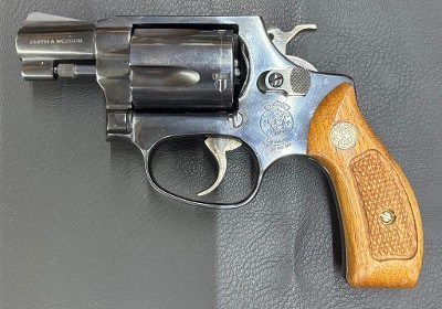SMITH & WESSON 36-2 .38 SPL - Image 1 of 14