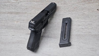 GLOCK G44 .22 LR - Image 3 of 8
