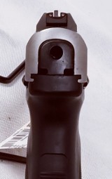 RUGER SR40 .40 S&W - Image 3 of 7