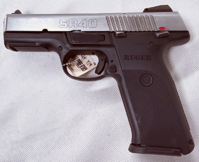 RUGER SR40 .40 S&W - Image 2 of 7
