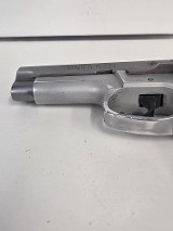 SMITH & WESSON 5943 .9mm - Image 10 of 10