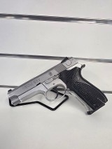 SMITH & WESSON 5943 .9mm - Image 2 of 10