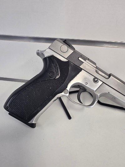 SMITH & WESSON 5943 .9mm - Image 7 of 10
