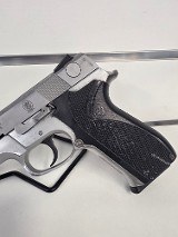 SMITH & WESSON 5943 .9mm - Image 4 of 10