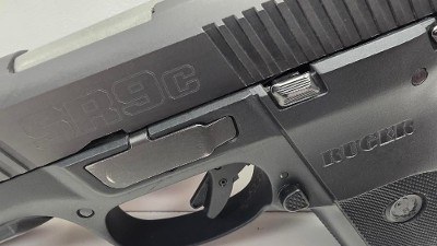 RUGER SR9C 9MM LUGER (9x19 PARA) - Image 6 of 12