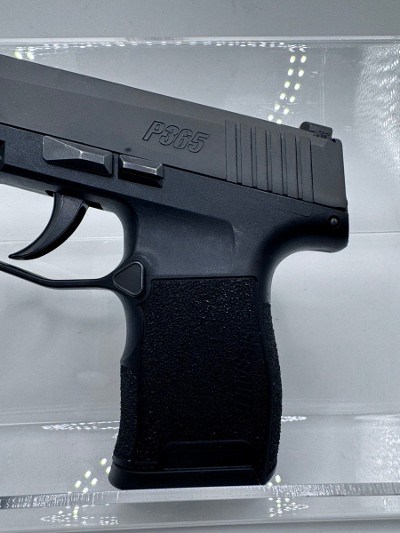SIG SAUER P365 9MM LUGER (9x19 PARA) - Image 4 of 10