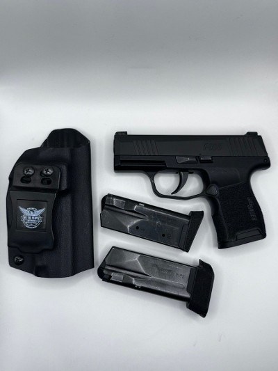 SIG SAUER P365 9MM LUGER (9x19 PARA) - Image 1 of 10