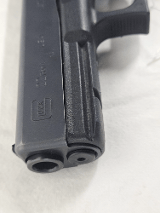 GLOCK G22 Gen 4 w/Magazine .40 S&W - Image 4 of 7