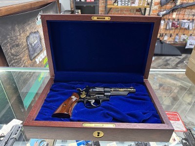 SMITH & WESSON Model 29 .44 MAGNUM - Image 1 of 3