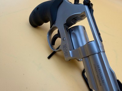 SMITH & WESSON 69 .44 MAGNUM - Image 6 of 7