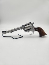 RUGER Single Six .22 WMR - Image 1 of 13