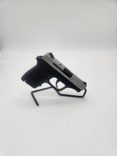 SMITH & WESSON M&P BODYGUARD 380 ENGRAVED .380 ACP - Image 3 of 6
