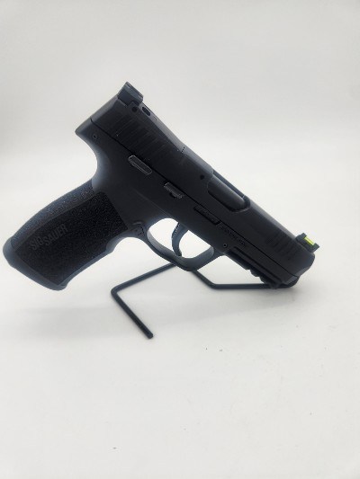 SIG SAUER P322 .22 LR - Image 1 of 8